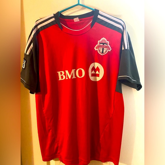 Toronto FC Jersey #26 adult Medium - Picture 1 of 8